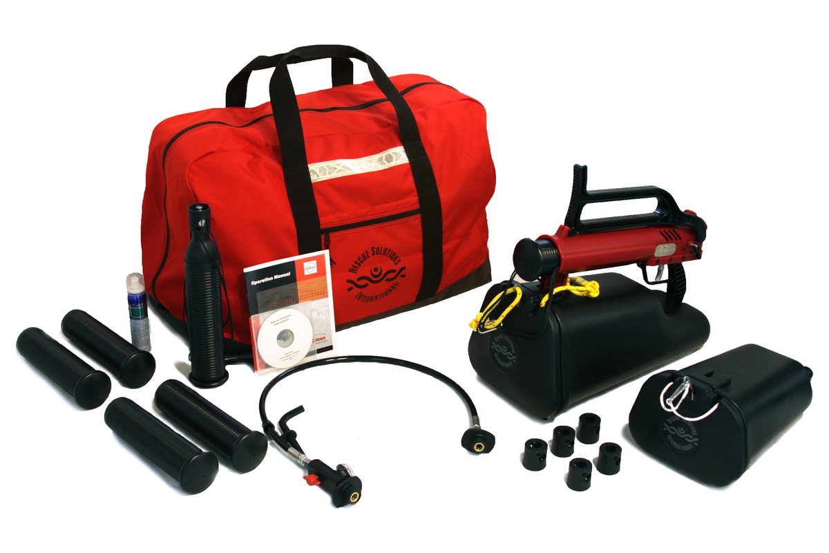 ResQmax line deployment kit with launcher, projectiles, filler hose and carry bag